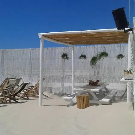 Holiday R. Do Arrais Anca *